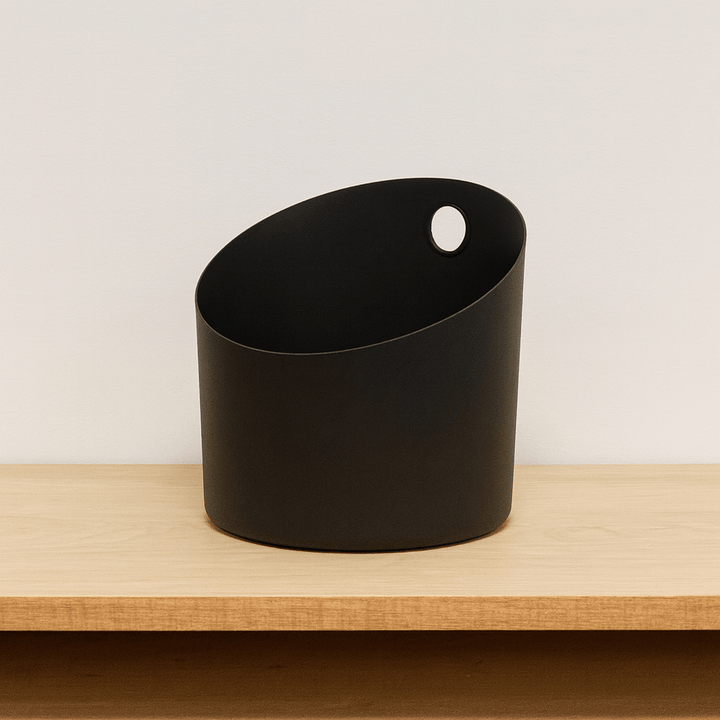 KOLO Black Aluminum Sauna Bucket with a Modern Design, Ideal for Home Saunas