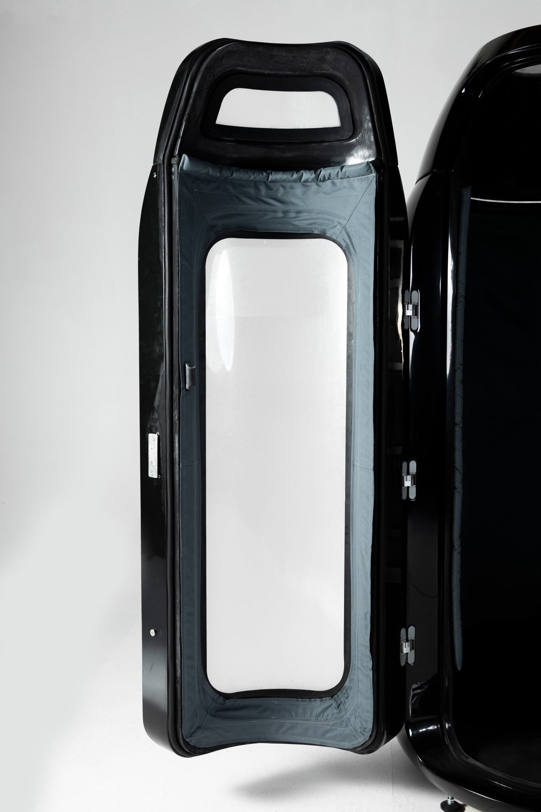 Vacuactivus cryotherapy chamber for home with a sleek design and front window for easy access