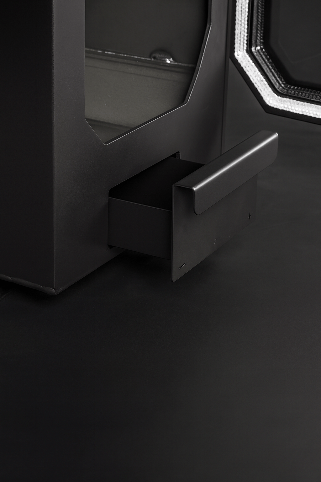 HUUM HIVE Flow Mini sauna heater with sleek design and convenient front access for easy operation