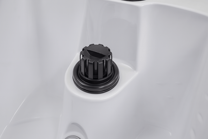 Luxury Spa Solo Studio Series Hot Tub - My Luxury Home Spa