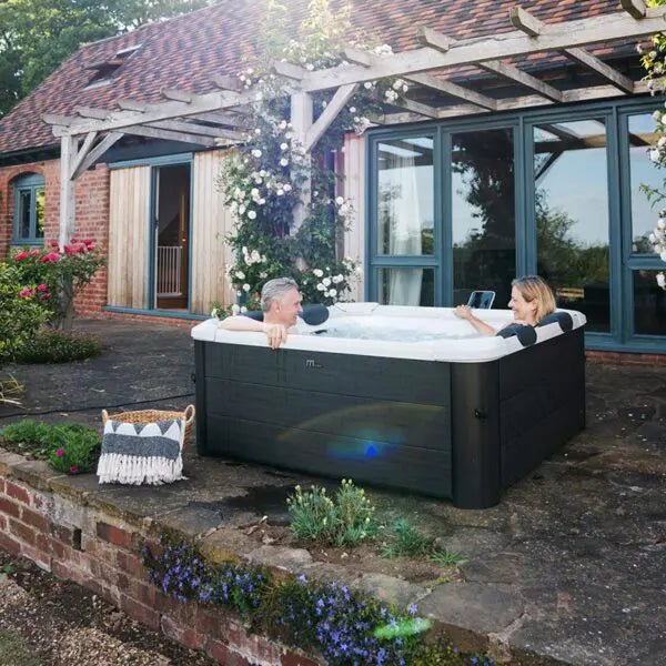 MSpa Oslo 6-Person Premium Portable Hydrotherapy Spa - My Luxury Home Spa