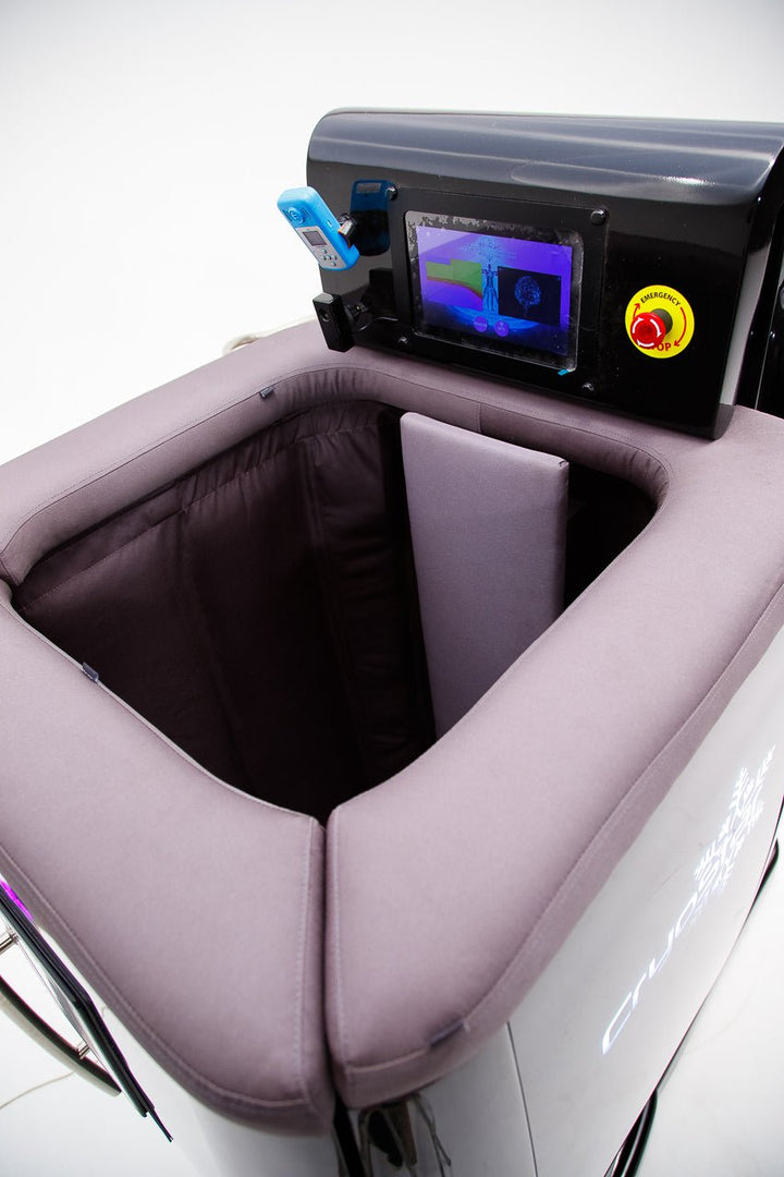 Vacuactivus cryotherapy chamber with comfortable padding and digital display for effective treatments